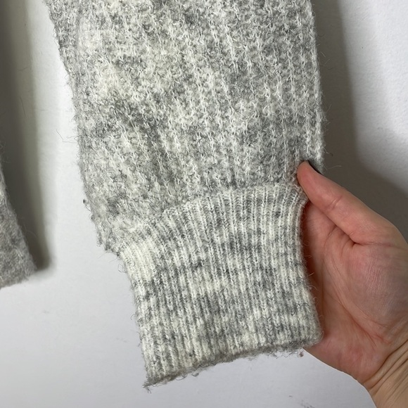 Simons heathered gray plush sweater - Picture 3 of 8